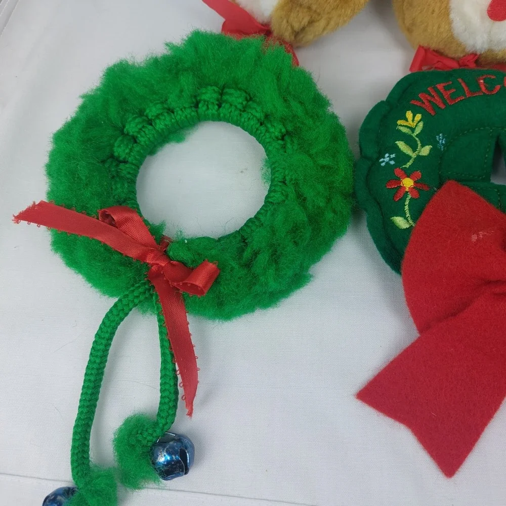 8 Vintage Christmas Door Knob‎ Covers Knobbies Bear Lamb Handmade Wreath Crochet